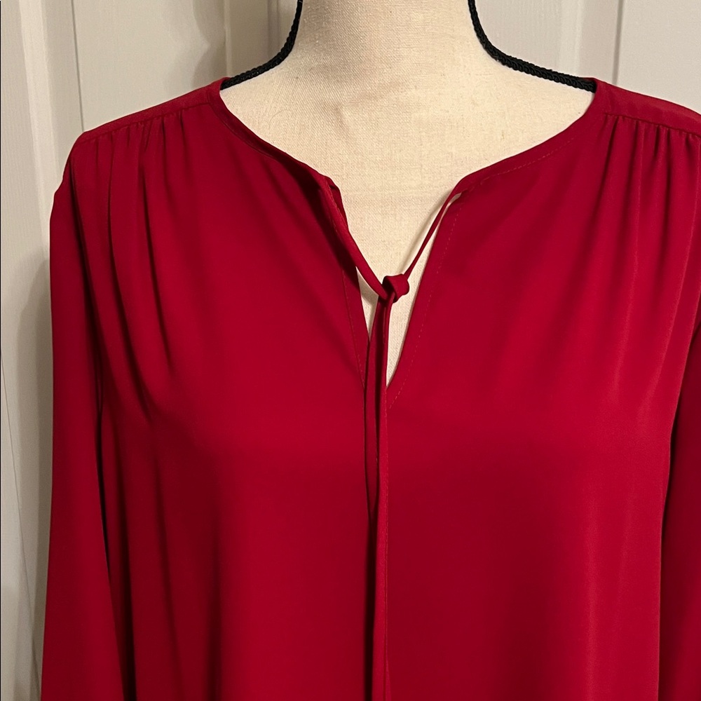 KAREN KANE, LONG RELAXED FIT,  RED BLOUSE W/TIE AT NECKLINE, SIZE XL